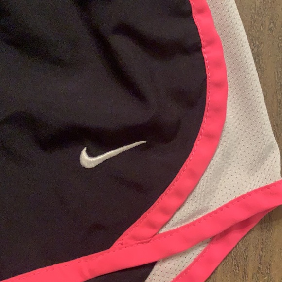 Nike Kids Dri-Fit Shorts - Picture 2 of 6